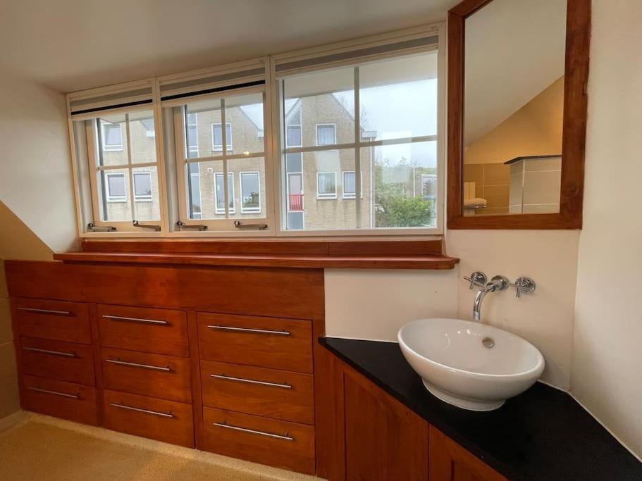 Fisherman'S Cottage - Surf Retreat Wijk Aan Zee Buitenkant foto