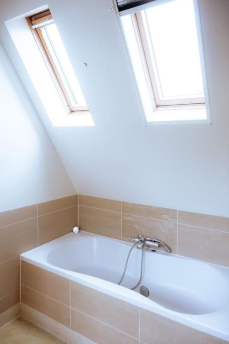 Fisherman'S Cottage - Surf Retreat Wijk Aan Zee Buitenkant foto